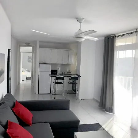 Apartamento Playa De Americas Apartment *